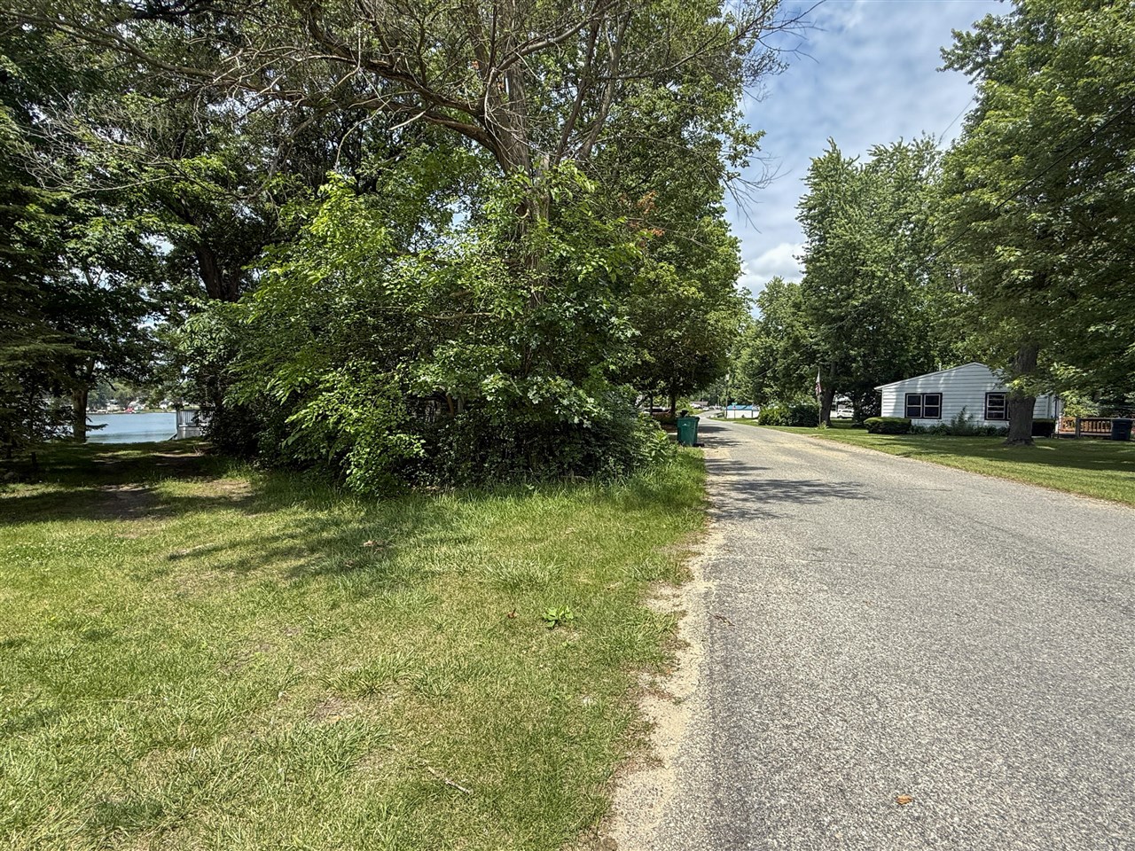 main property photo 22