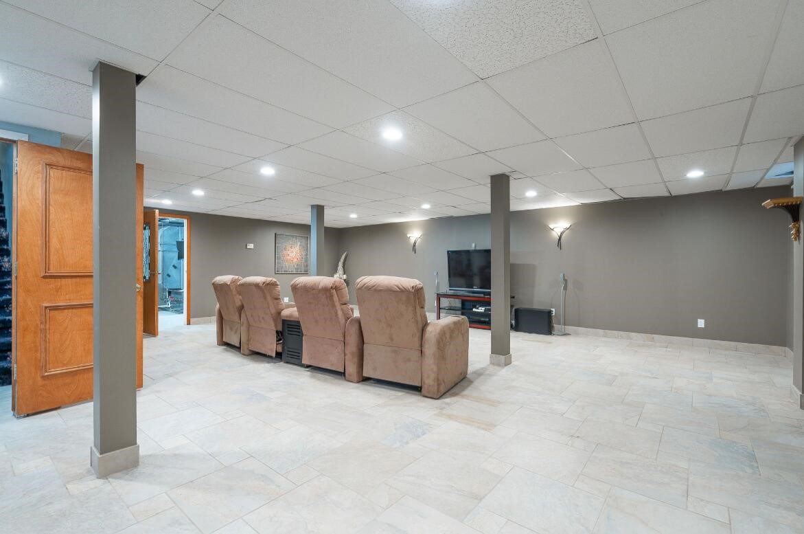 main property photo 67