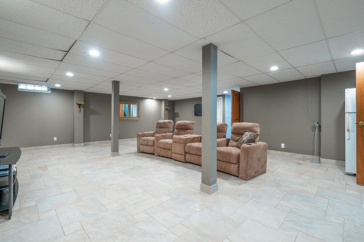 main property photo 69
