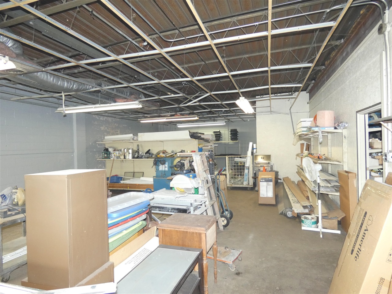 main property photo 18