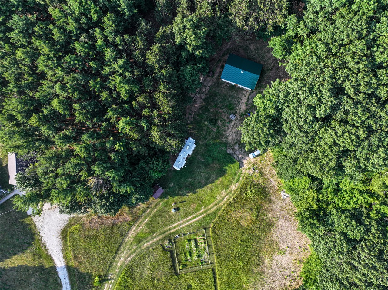 main property photo 44