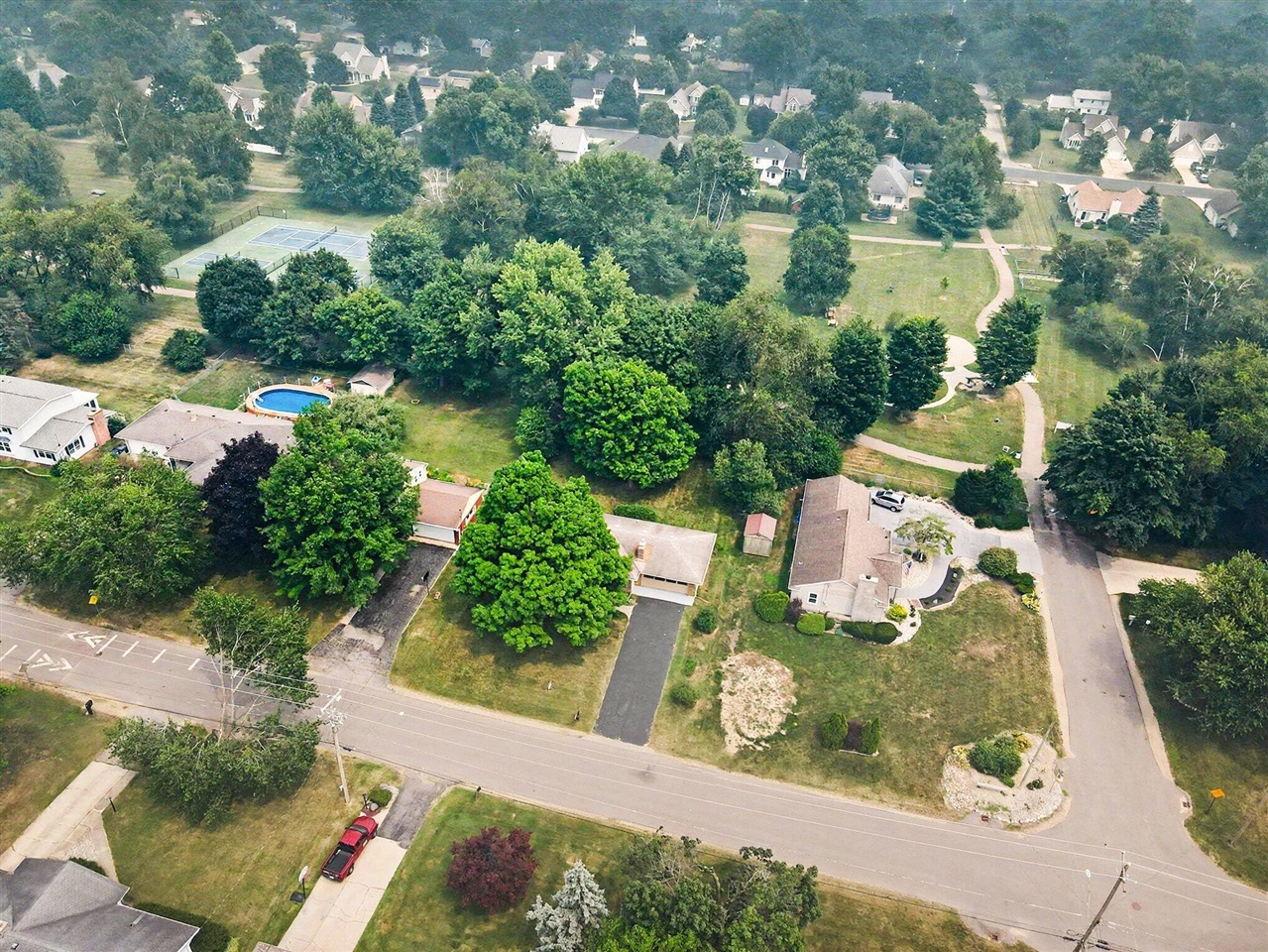 main property photo 22