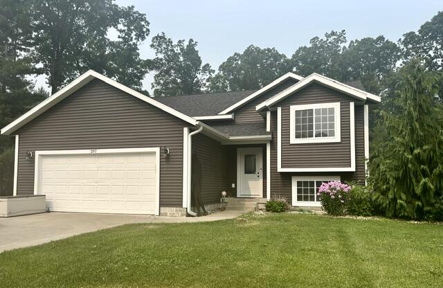 main property photo 12