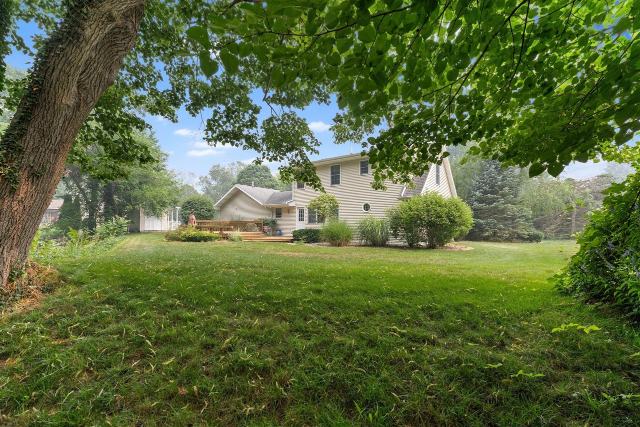 main property photo 37