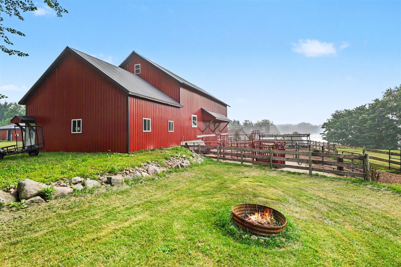 main property photo 21