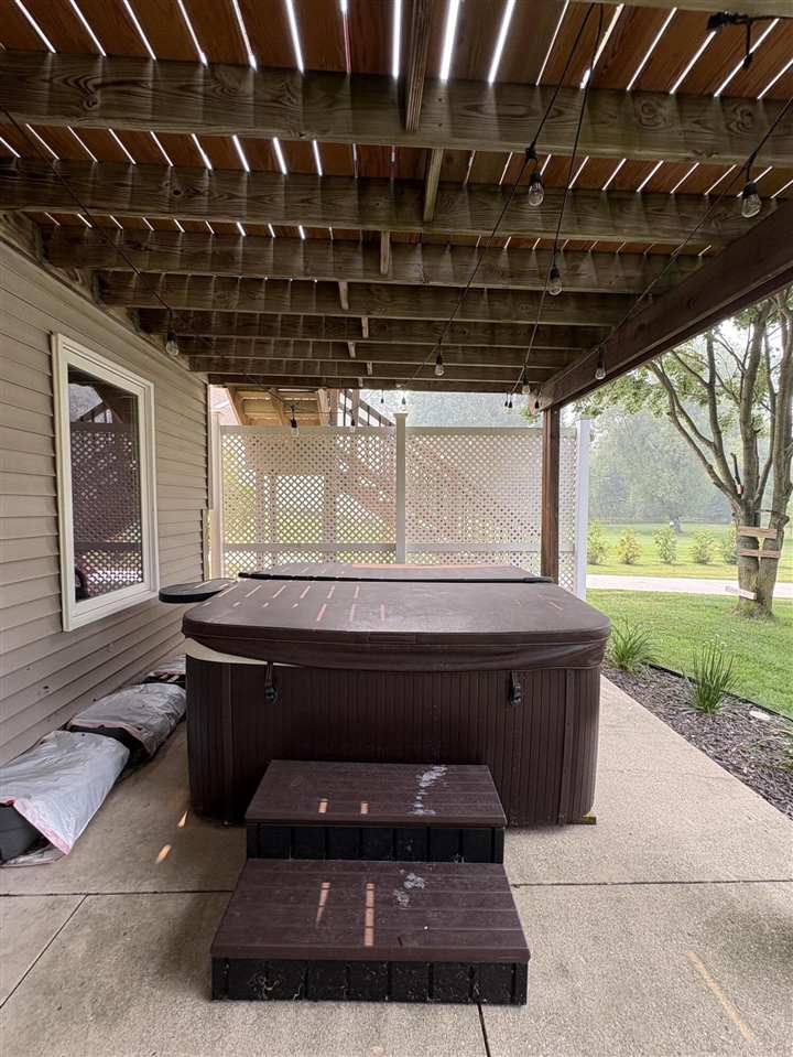 main property photo 29
