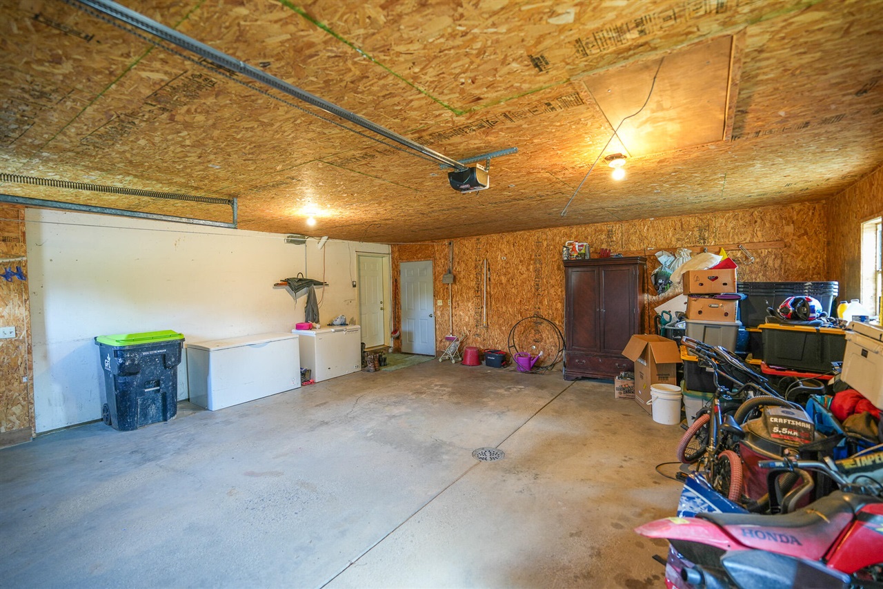 main property photo 70