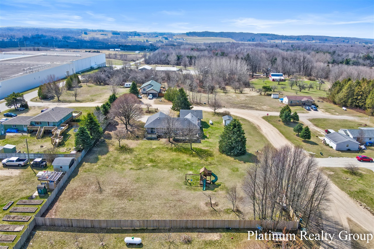main property photo 58