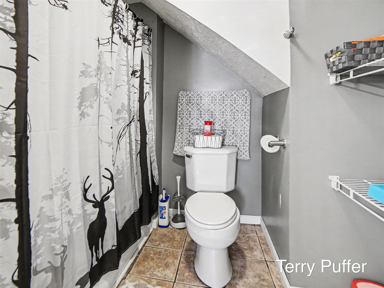 main property photo 13