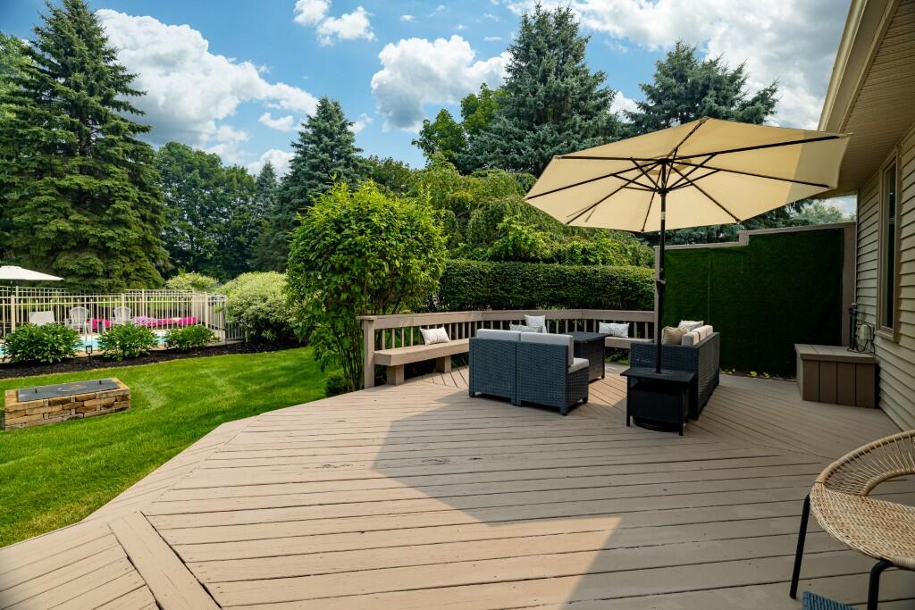 main property photo 42