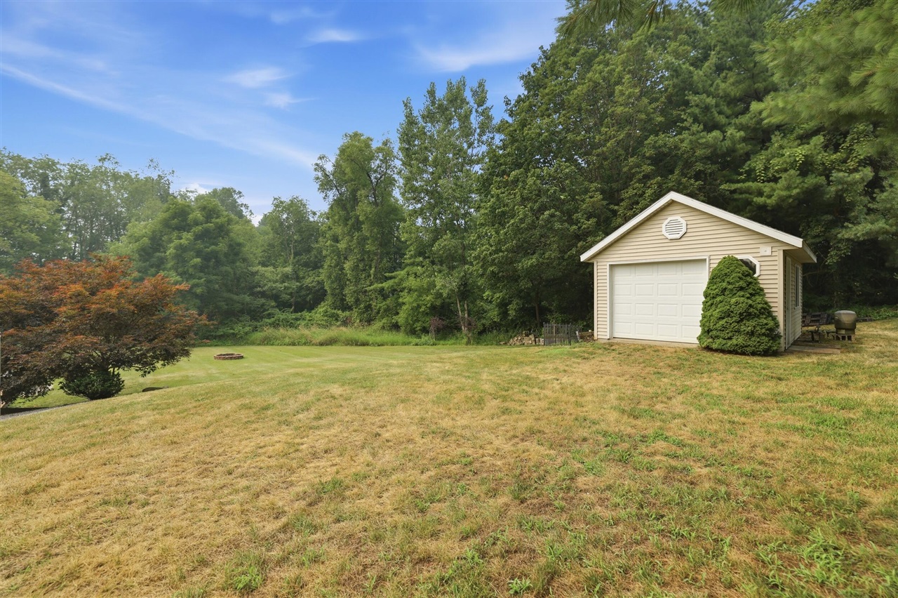 main property photo 74