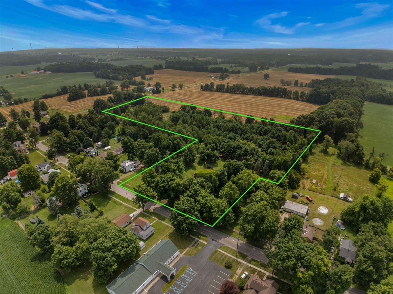 main property photo 10