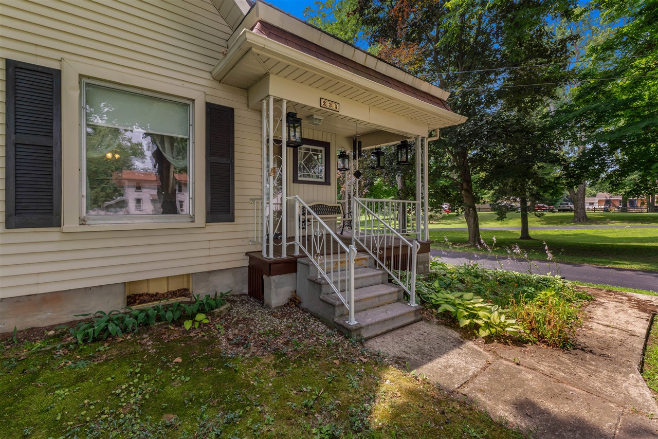 main property photo 48