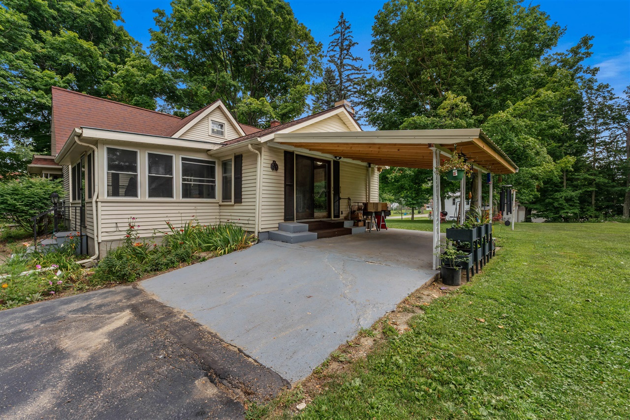 main property photo 52