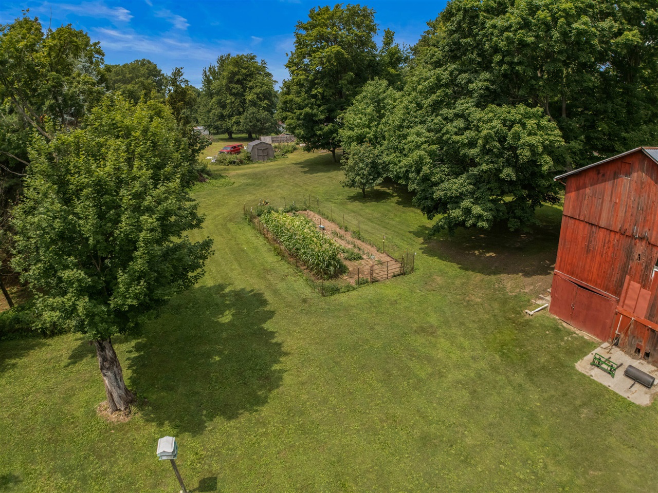 main property photo 74