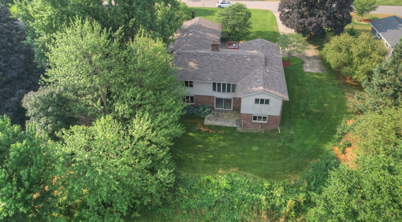 main property photo 15