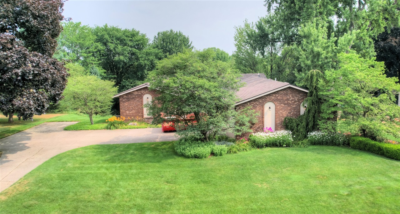 main property photo 9