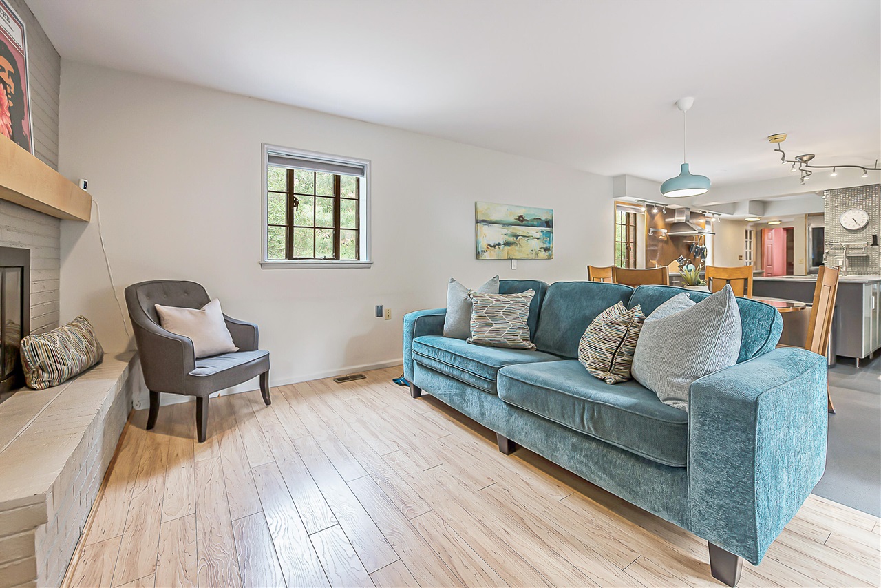 property viewer photo 36