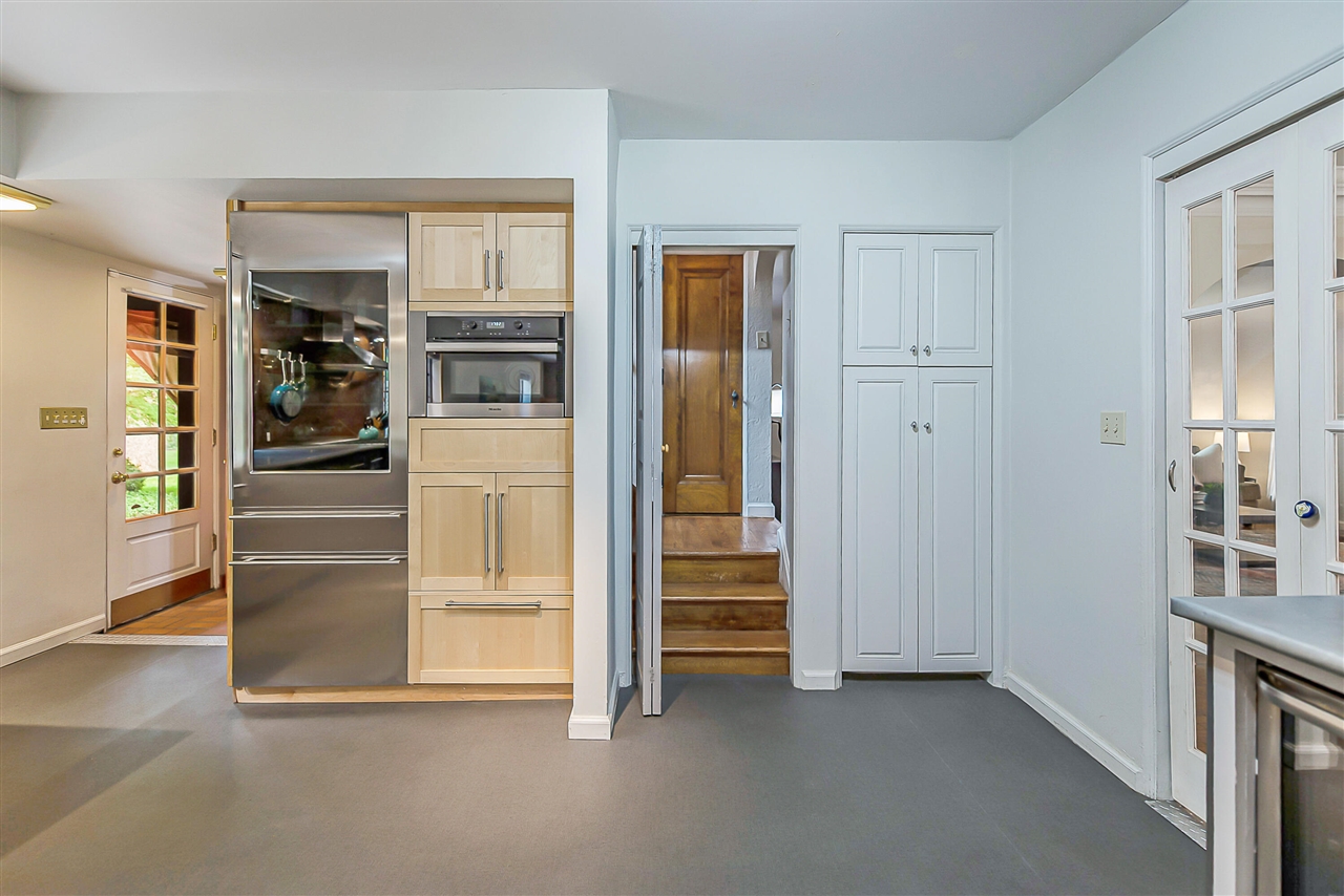 property viewer photo 41