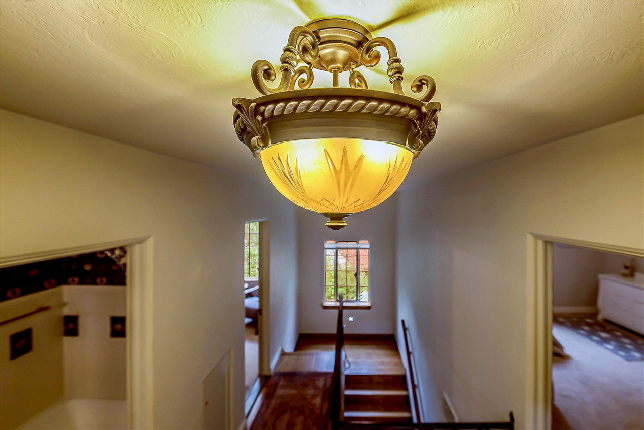 property viewer photo 45