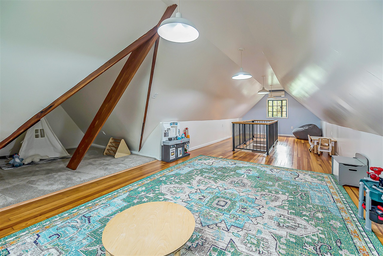 property viewer photo 71