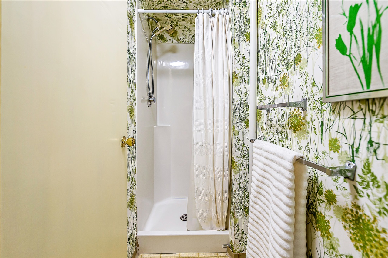 property viewer photo 80