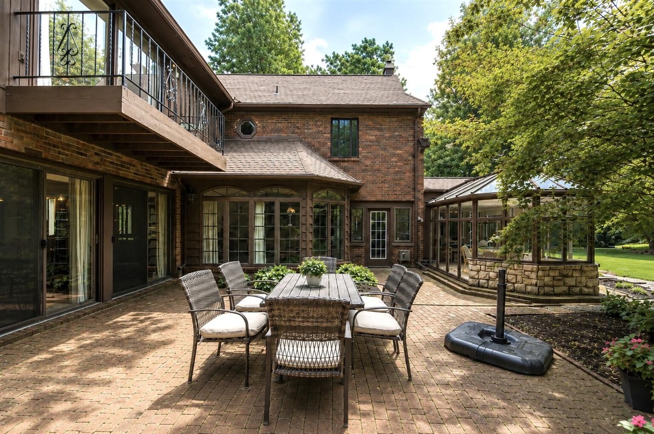 property viewer photo 86