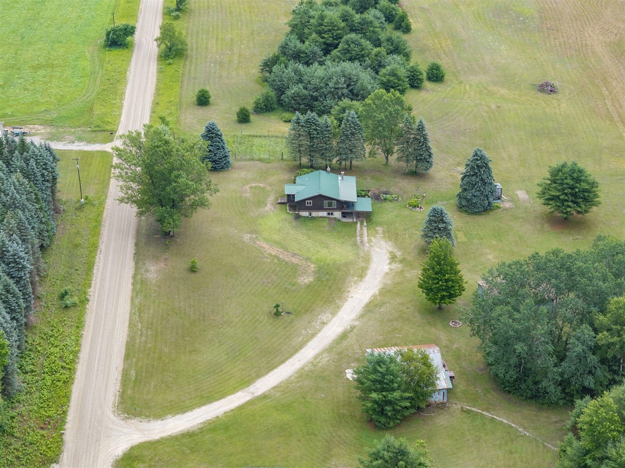 main property photo 26