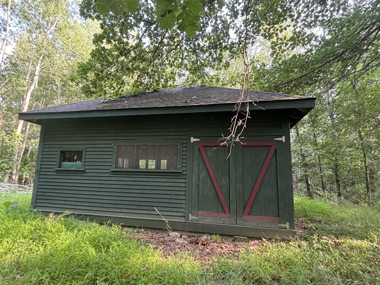 main property photo 7