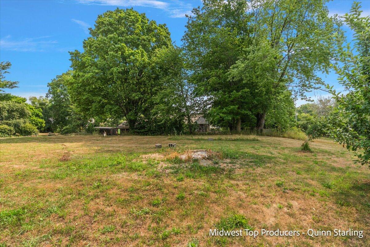 main property photo 15