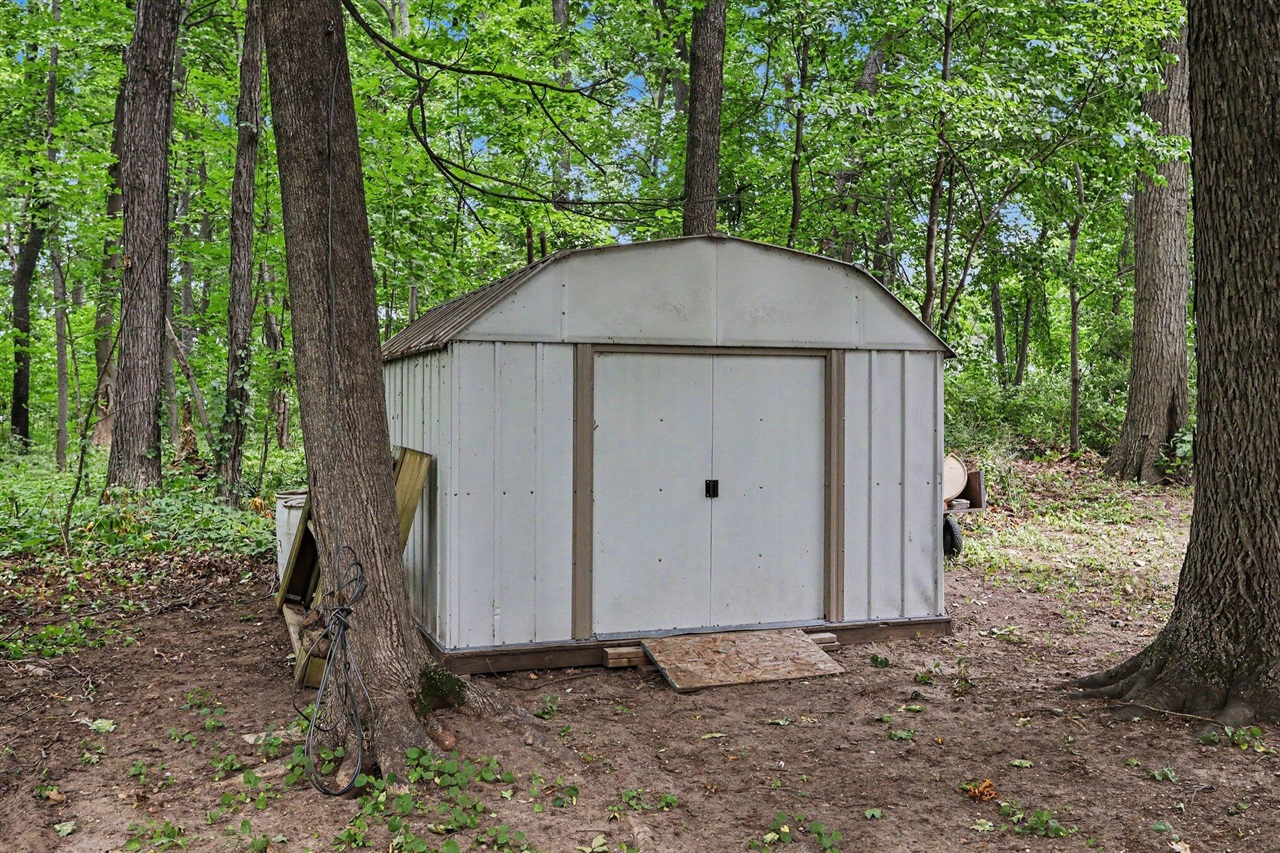 main property photo 16