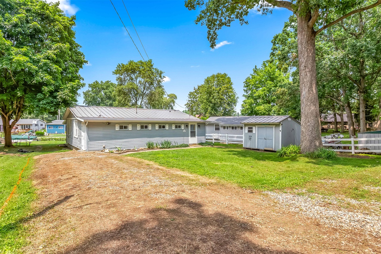 main property photo 31