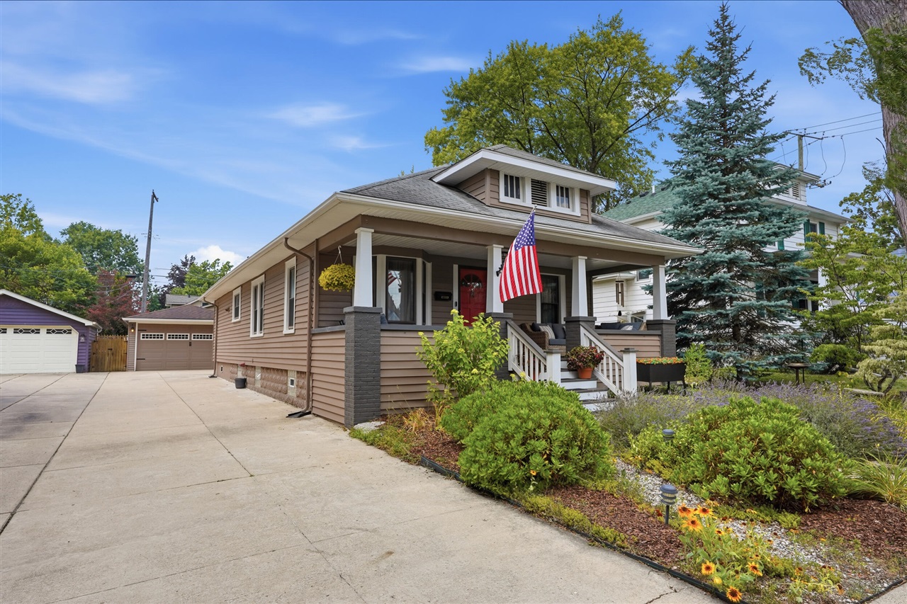 property viewer photo 2