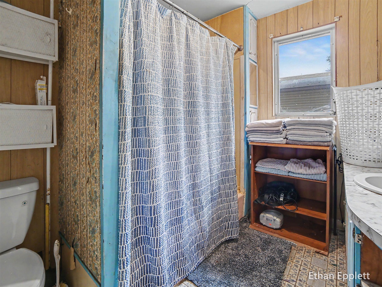 main property photo 13