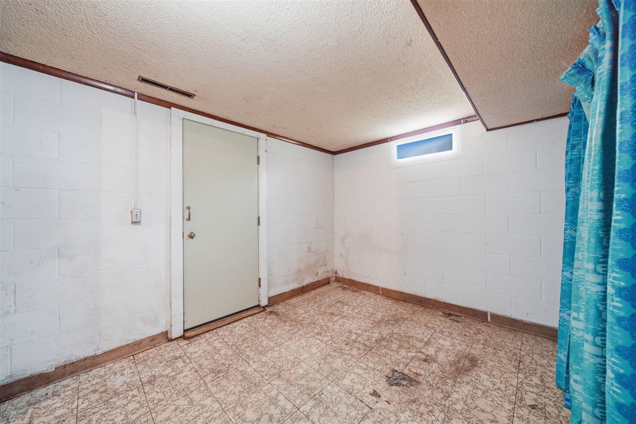 property viewer photo 22