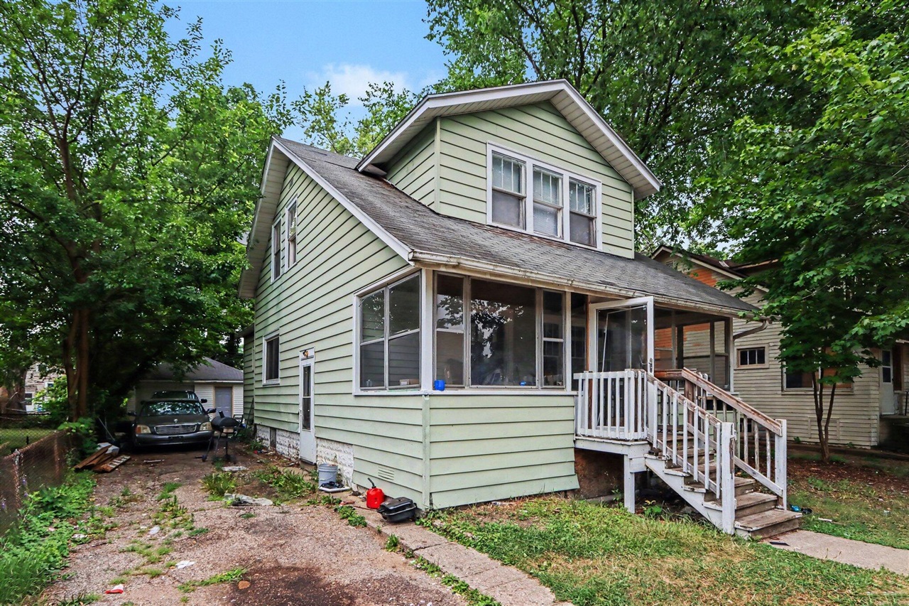 main property photo 1