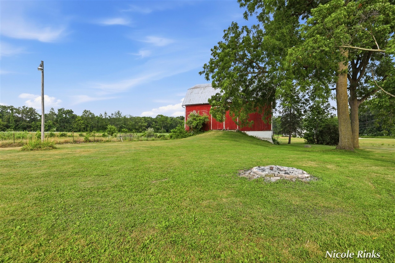 main property photo 43