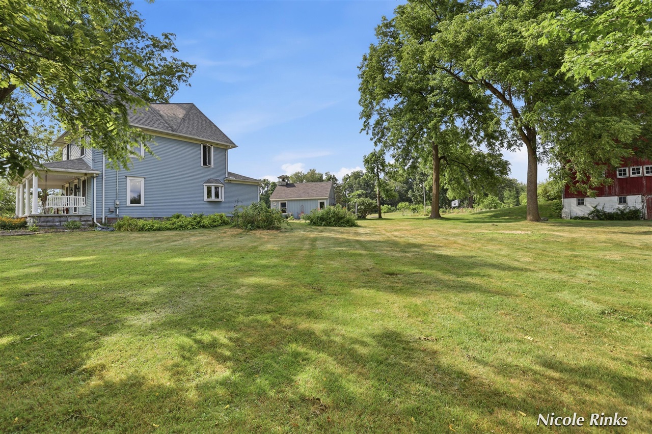 main property photo 47