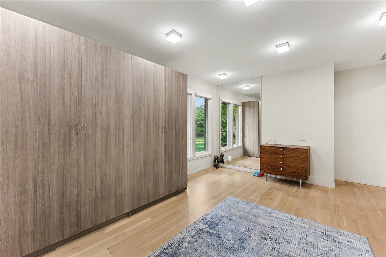 main property photo 60