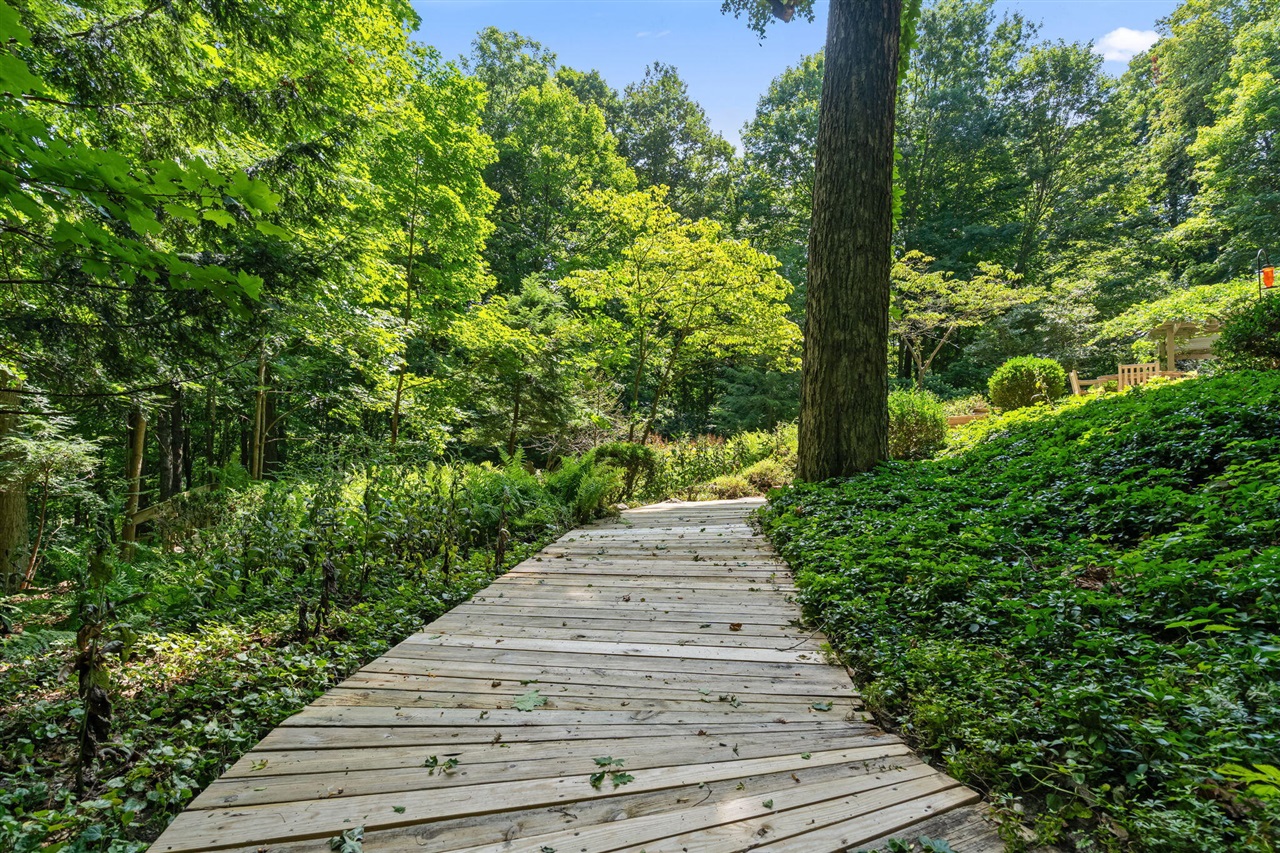 main property photo 77