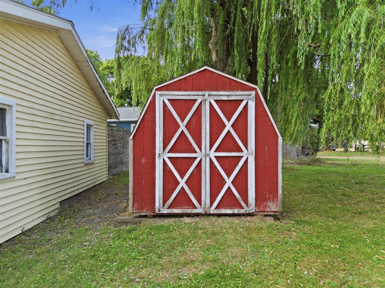main property photo 44