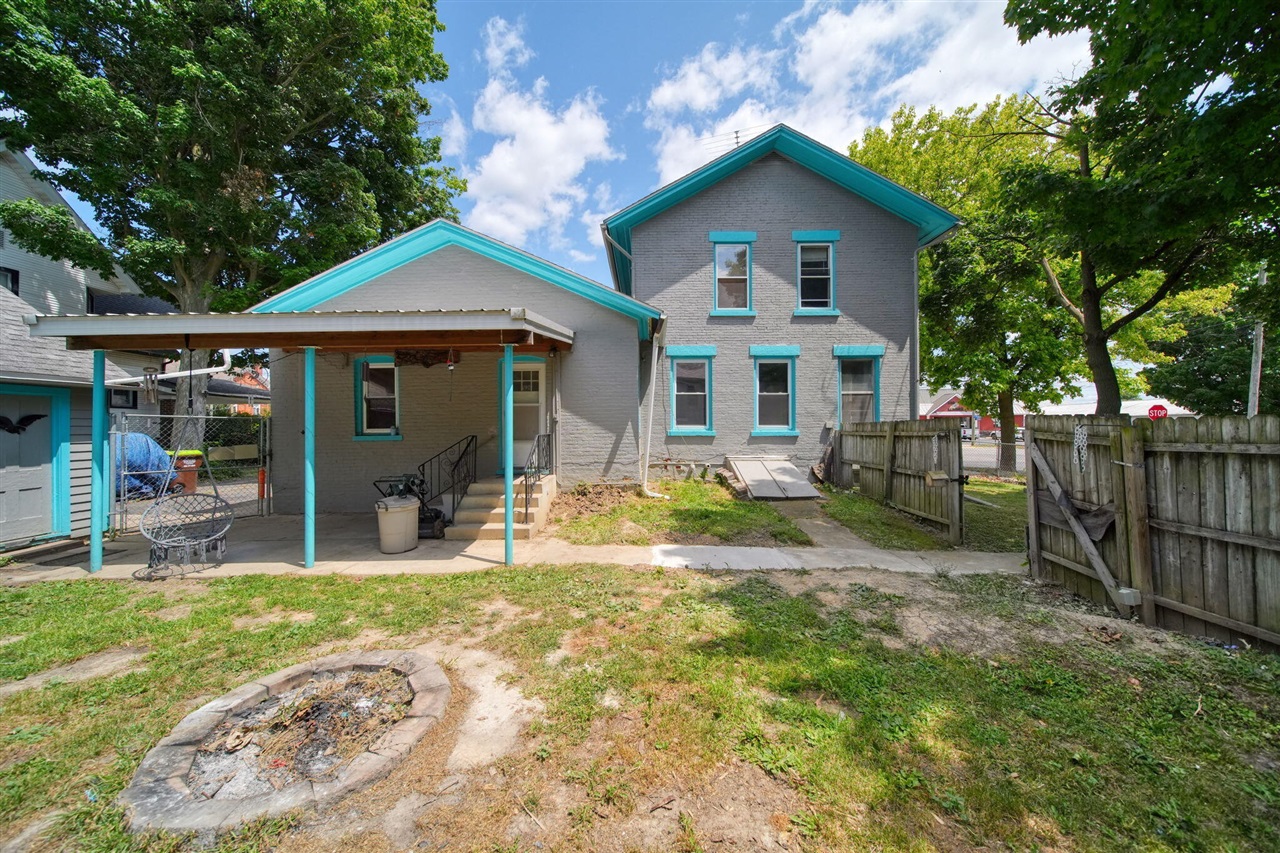 main property photo 34