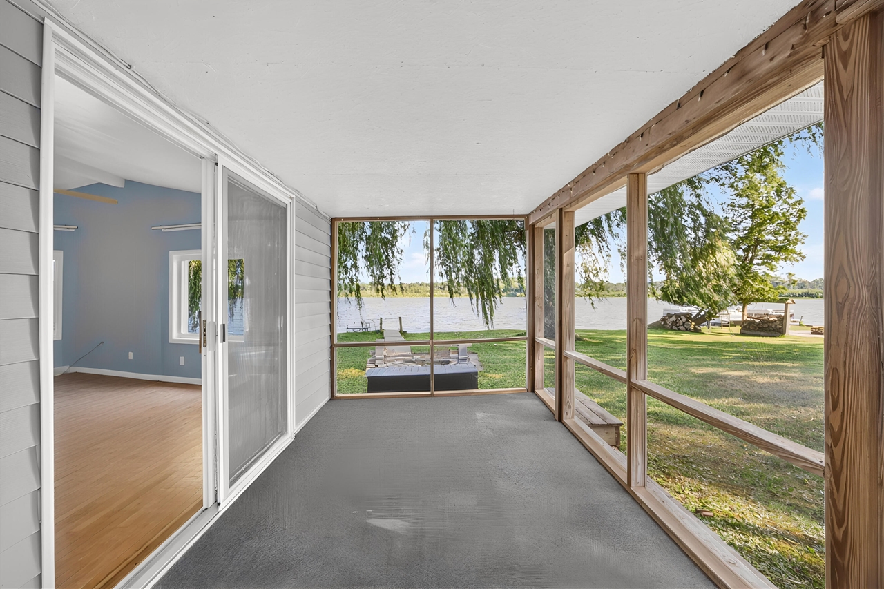 main property photo 25