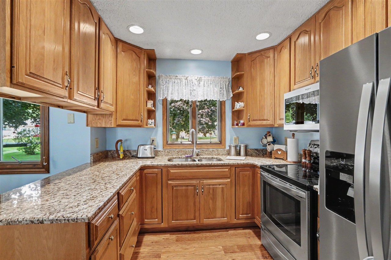 property viewer photo 6