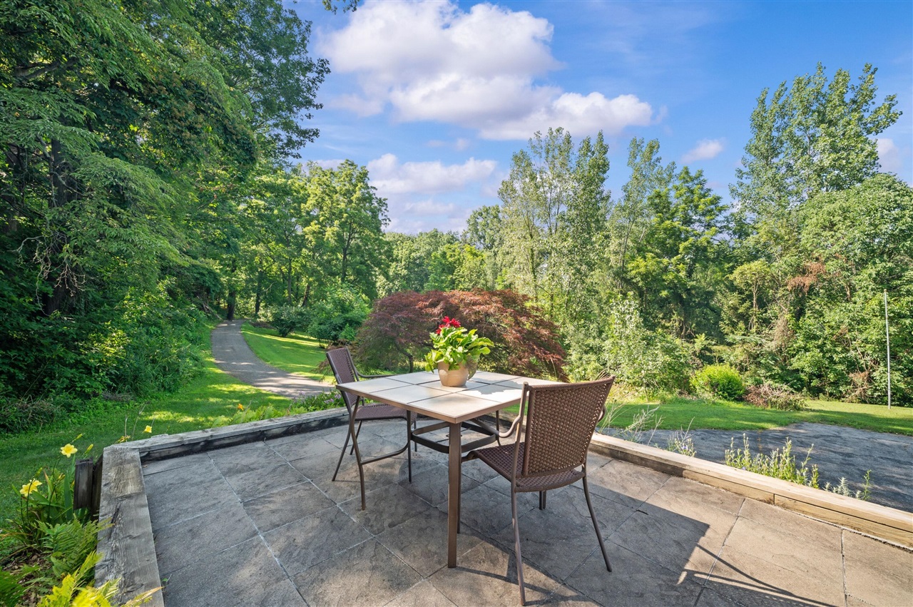 main property photo 62
