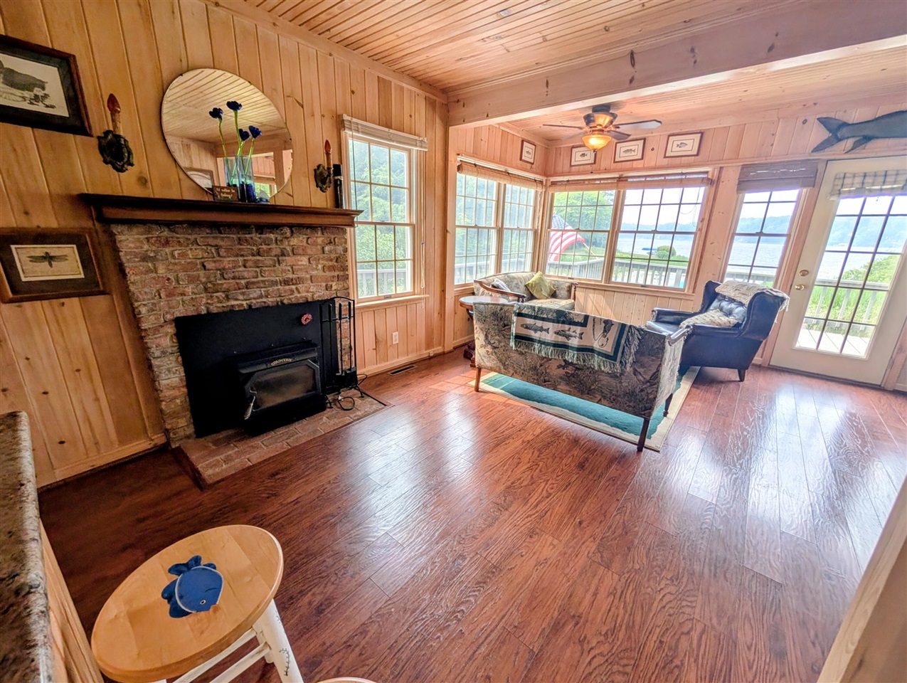 main property photo 18
