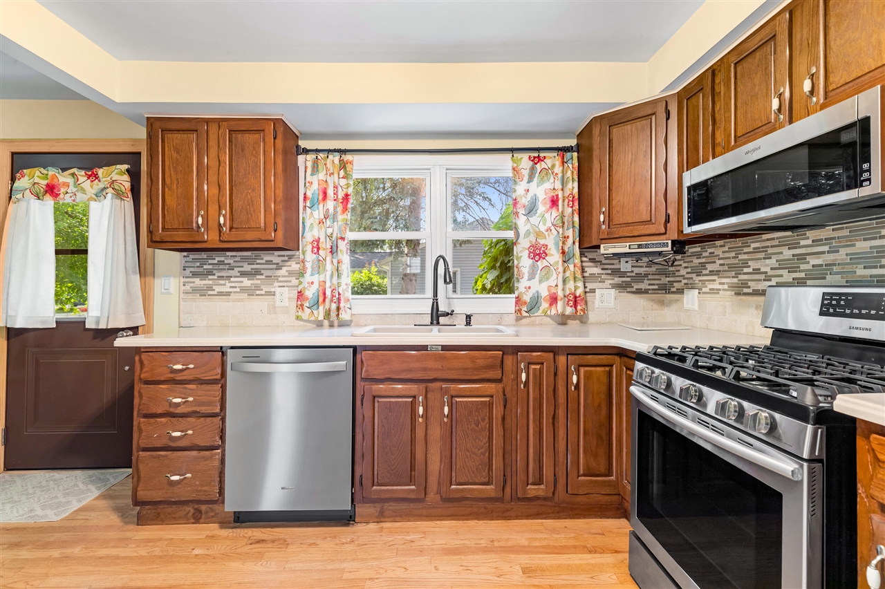 property viewer photo 1