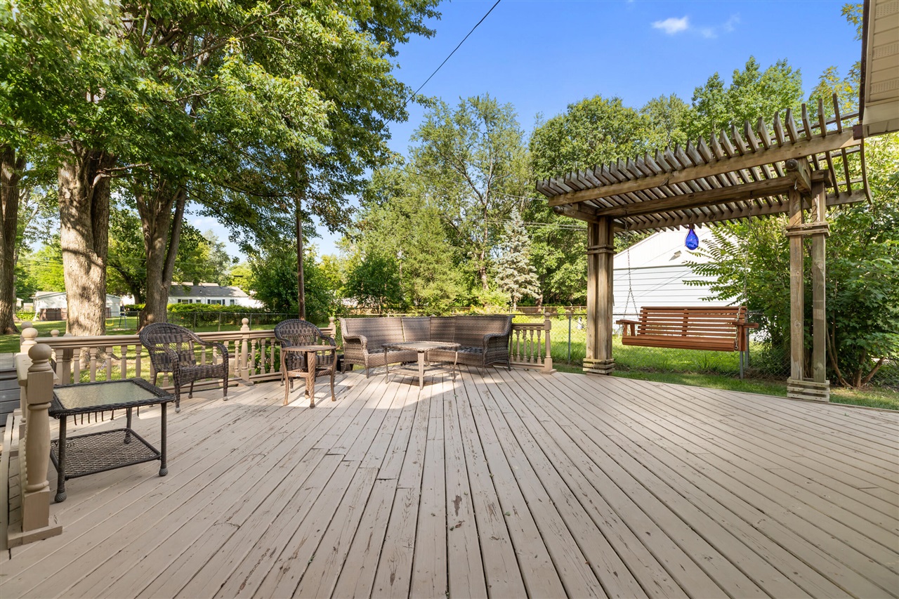 property viewer photo 15