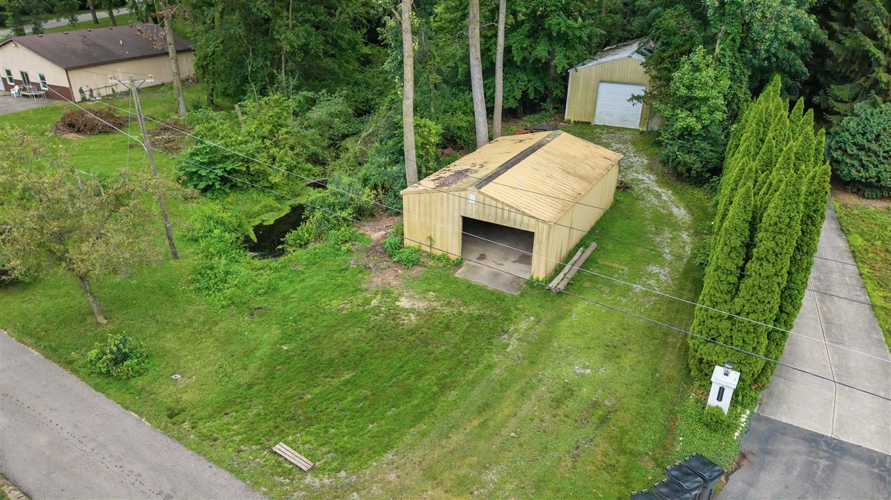 main property photo 15