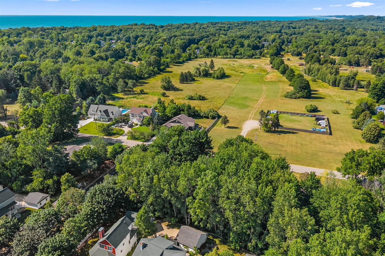 main property photo 81